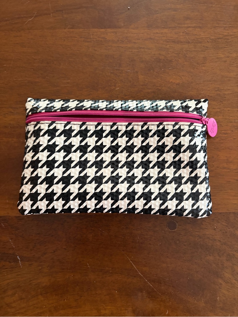 Houndstooth Black & White Zip Pouch with Pink Zipper